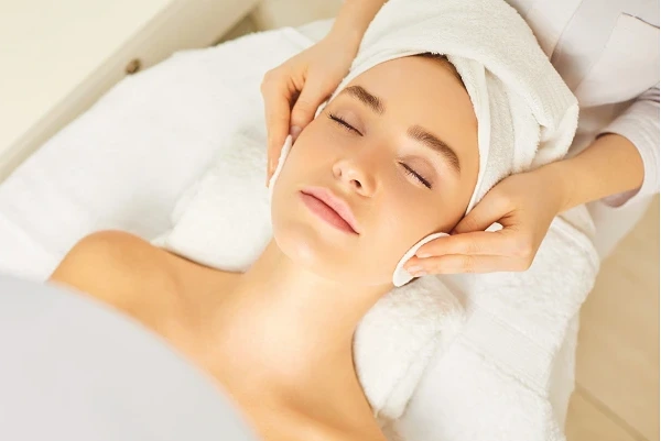 Madara SOS Intensive Repair Treatment www.schoonheidssalonyvonnepurmerend.nl